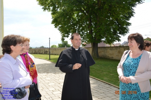 201606051943490.pozehnanie_lavic_v_kostole_124
