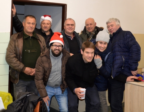 201712180006030.vianocne-trhy-a-akademia-279