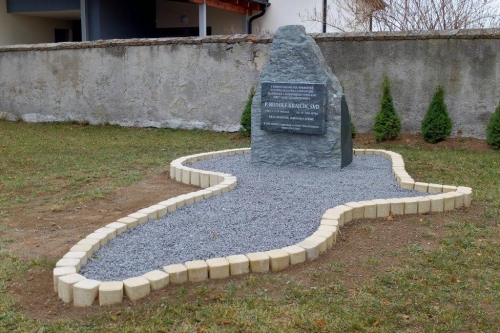 201812020008550.20181125-r-krajcik-pamatnik-108