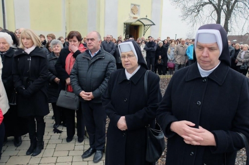 201812020008560.20181125-r-krajcik-pamatnik-111