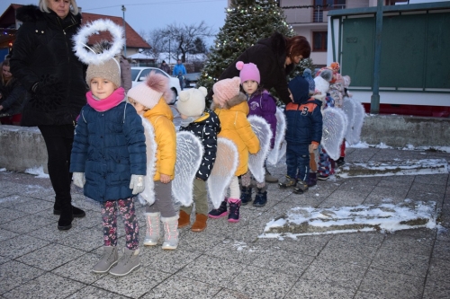 201812161145590.vianocne-trhy-podolie30