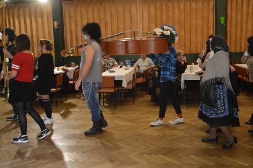 201903031555370.pochovavanie-basy46