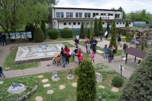 201904282005560.kolotoce02