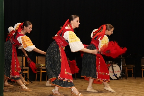201905011433180.stavanie-maja73