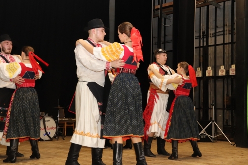 201905011433180.stavanie-maja78