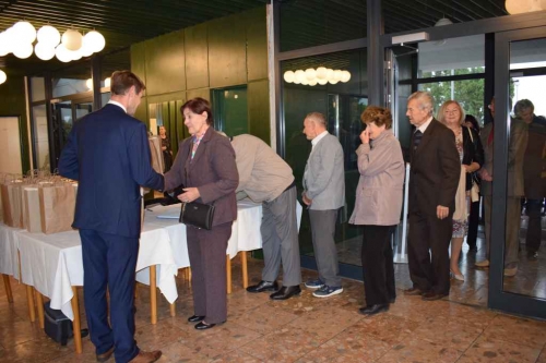 202310221948330.posedenie-202380