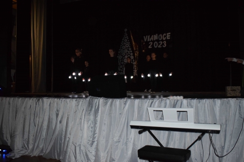202312180104280.vianocne-trhy-podolie128
