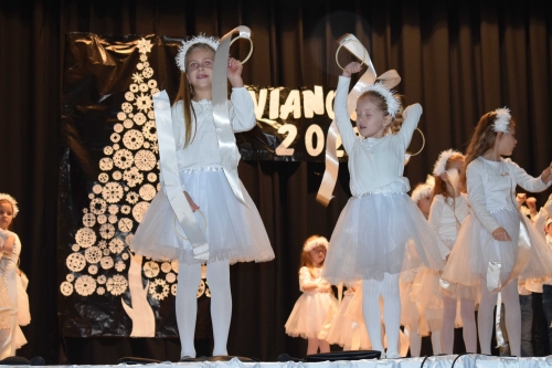 202312180104290.vianocne-trhy-podolie99