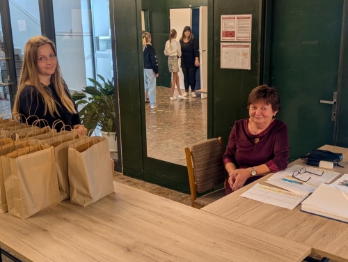 202510262139150.pxl-20251024-142856924