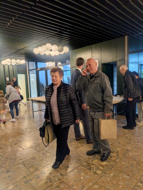 202510262139150.pxl-20251024-145348020