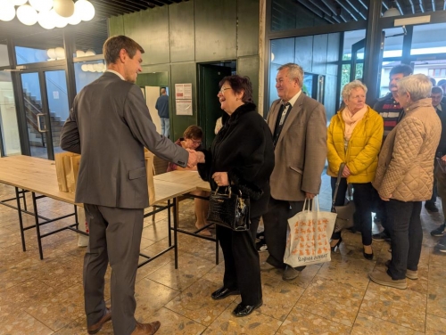 202510262139150.pxl-20251024-150803056-mp