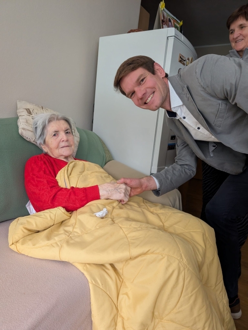 202511240915000.img-20251124-wa0028