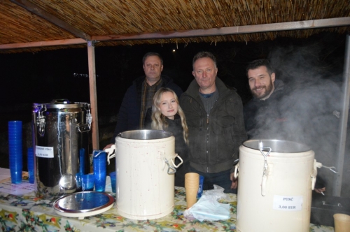 202512141145530.vianocne-trhy-podolie-25-43