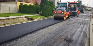 Upozornenie: Vo štvrtok 24.11.2022 bude prebiehať finálne asfaltovanie ciest