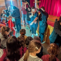 V miestnom kine sa uskutočnilo bábkové divadlo pre deti